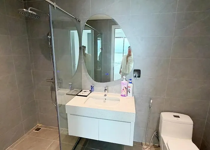 The Luxury Bai Chay