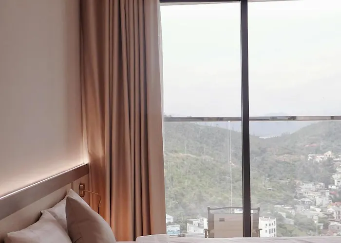 The Luxury Bai Chay Apartamento *